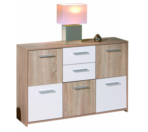 Kommode ELVEZIA 5 Türen 2 Schubladen Sonoma Eiche/Weiß in Gesamtansicht mit metallischen Griffen und dekorativer Lampe.