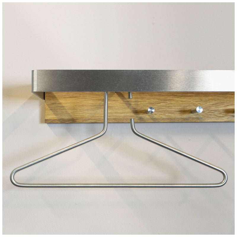 Wandgarderobe Noa 1 aus Eiche und Edelstahl von Spinder