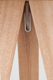 Stehleuchte TRIPOD WOOD WHITE von ZUIVER Schirm weiß Füße natur