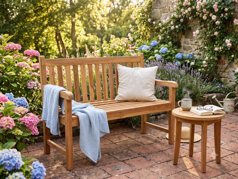 Massive Teakholzbank „Picadelly“ 120 cm Gartenbank 2-Sitzer mit Armlehne