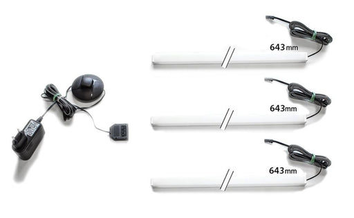 LED Beleuchtungsleiste Farbton weiß 645 mm 3er-Leiste mit Netzteil und Sensor in Gesamtansicht.