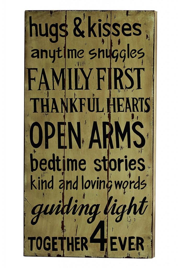 Wall Art Deko Holzschild - "Hugs and kisses" im Vintage Look