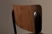 Stuhl Stapelstuhl SCUOLA von DutchBone