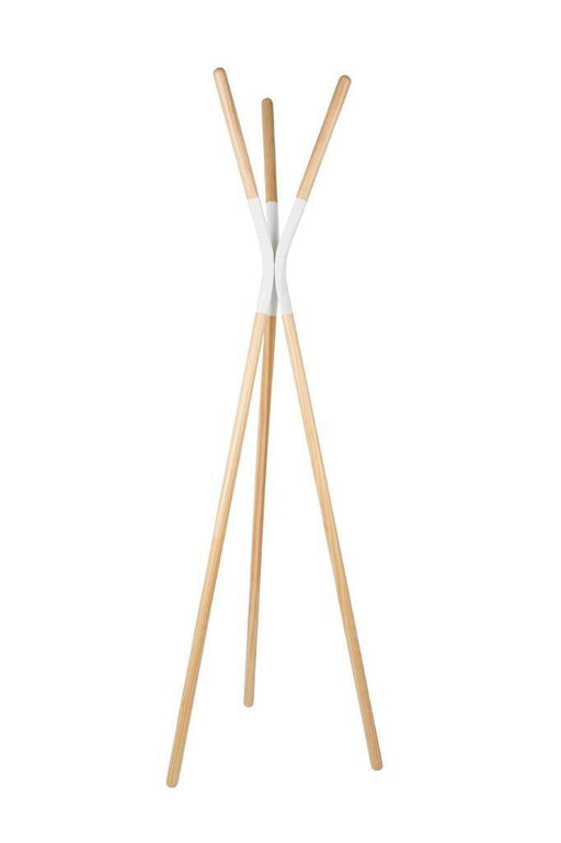 Design Kleiderständer PINNACLE weiß von Zuiver mit drei Holzbeinen und weißer Metallbindung in Gesamtansicht.