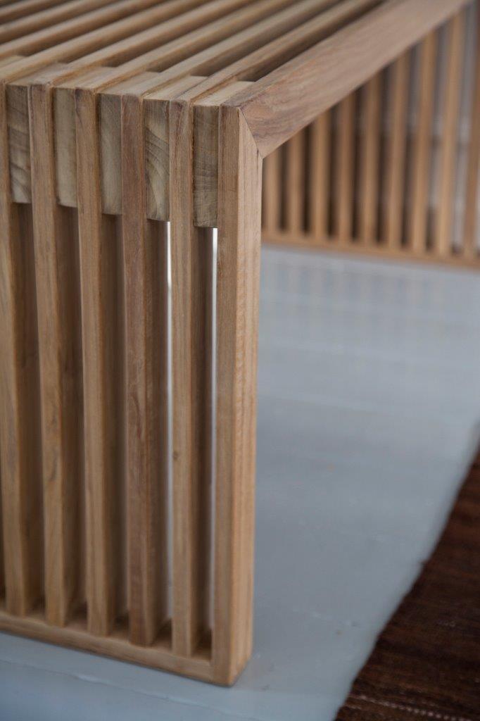 KENNY Flurbank Garderobenbank aus Teak Detail
