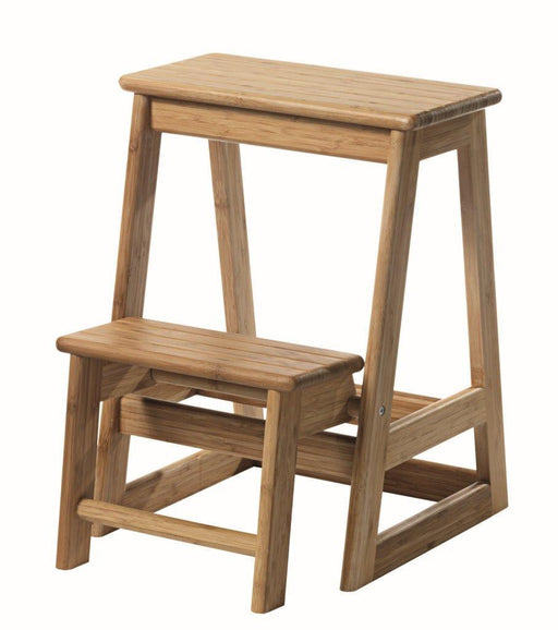 Trittleiter Tritthocker CINAS aus Bambusholz in Gesamtansicht mit zwei Stufen und gerader Holzstruktur.