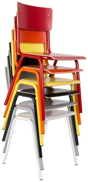 Stuhl Stapelstuhl BACK TO SCHOOL Black von ZUIVER