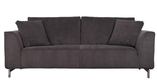 Sofa 3-sitzer DRAGON RIB in Gesamtansicht mit Metallbeinen und zwei Dekokissen.