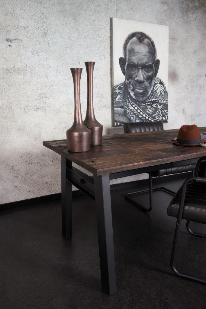 Esstisch CRUDE mit Platte aus alter Ulme 180 x 90 cm von Dutch Bone Ambiente