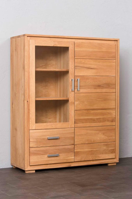 Highboard Vitrine Basel 2-türig Wildeiche Massivholz geölt in Gesamtansicht mit Glastüren und Schubladen.