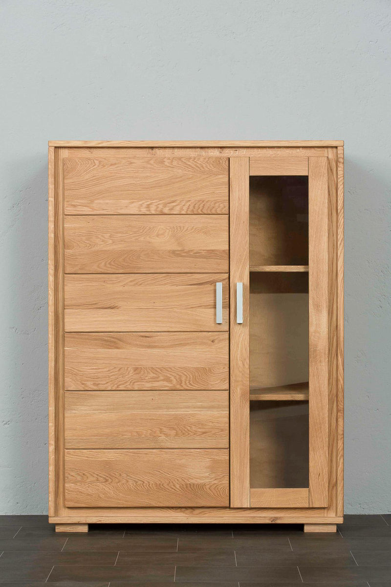 Vitrine Basel 2-türig 121 cm hoch Wildeiche Massivholz geölt