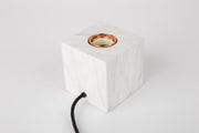 BOLCH MARPLE WHITE Tischleuchte von ZUIVER aus Marmor