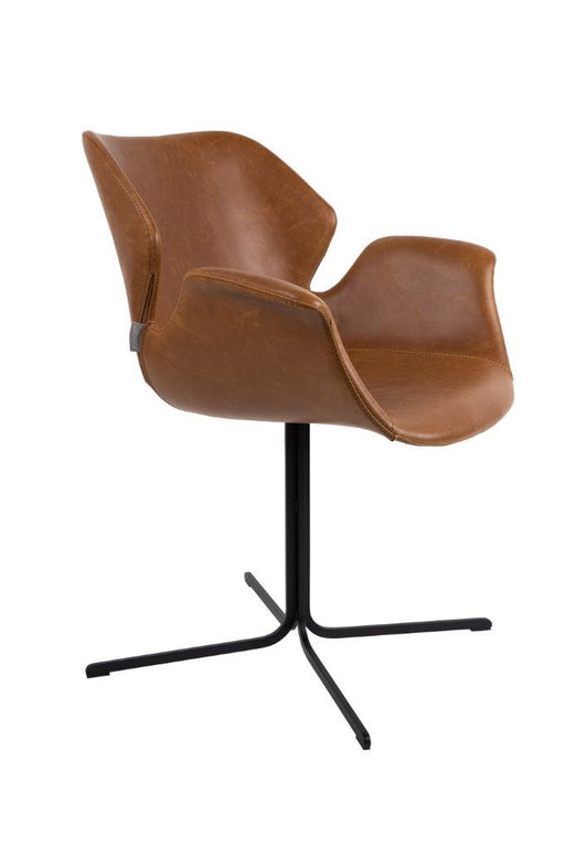 Esszimmerstuhl NIKKI ALL BROWN von ZUIVER in Braun mit geschwungener Lederschale und schwarzem Metallgestell, Gesamtansicht.