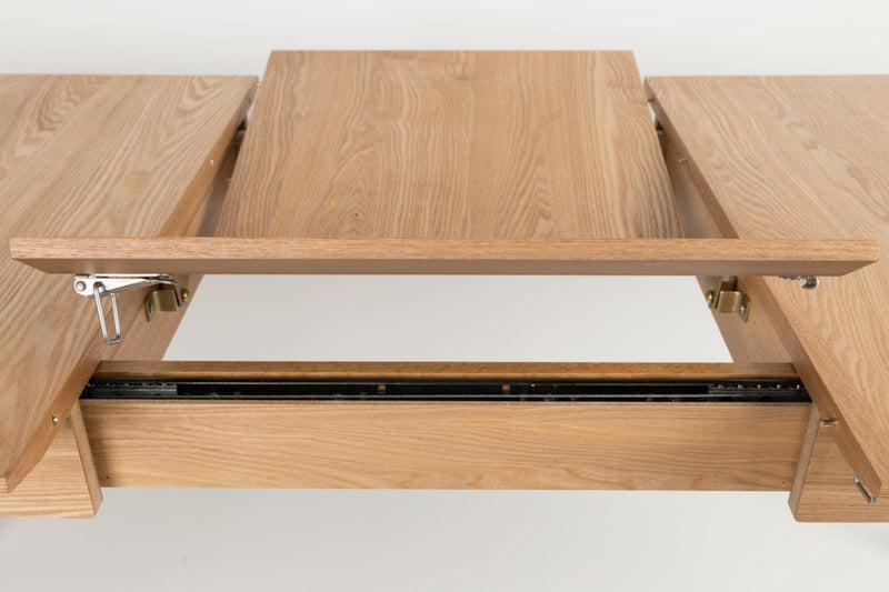 Esstisch GLIMPS von ZUIVER 120 x 80 ausziehbar Esche lackiert