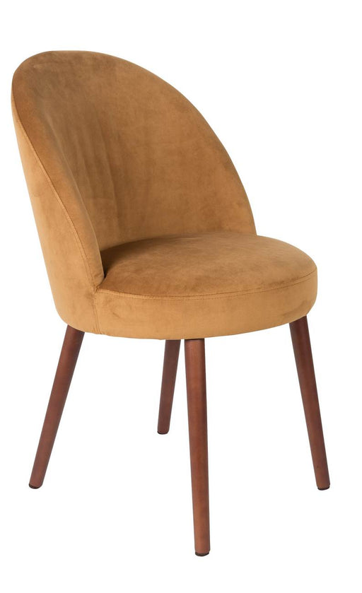 Esszimmerstuhl BARBARA VELVET in Camel-Samt mit geschwungenem Rücken und walnussbraunem Bucheholzgestell, Gesamtansicht.