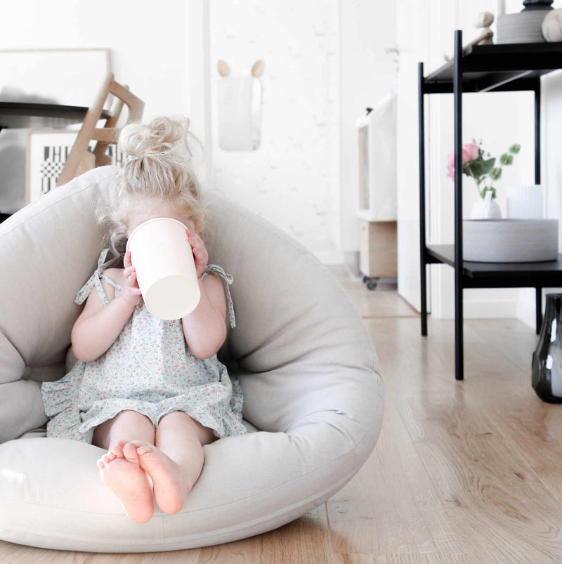 Sessel MINI NIDO kleiner Polstersessel für Kinder von Karup