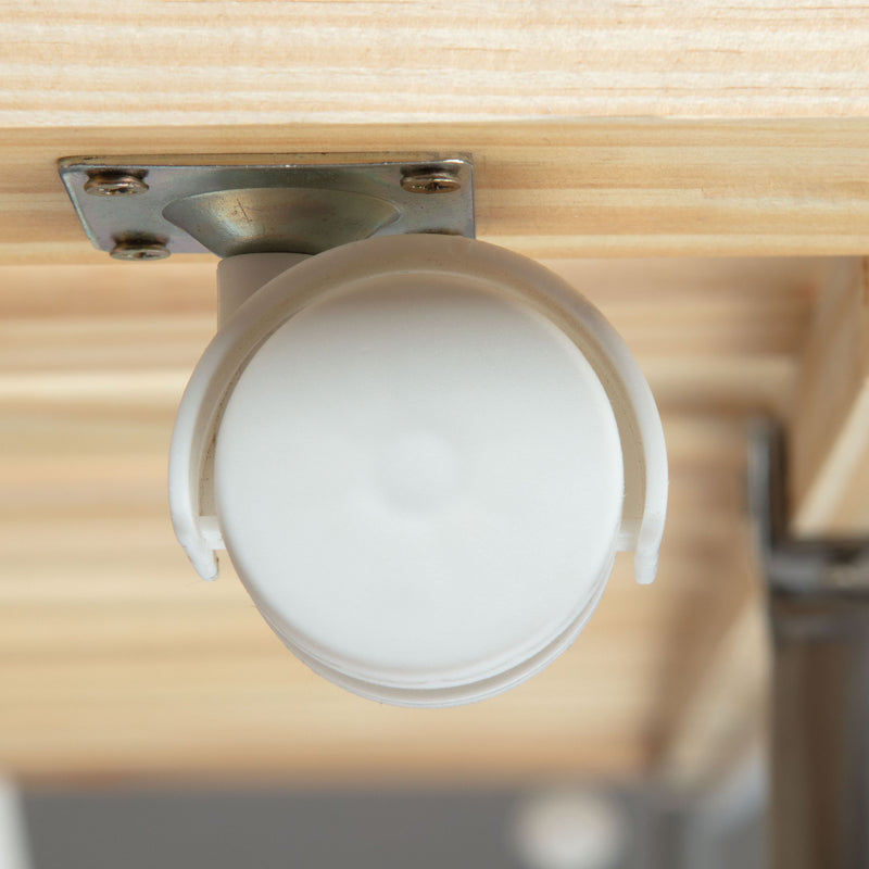 Ausziehbett Sofabett VINDAS: Schublade aus Kiefer Massivholz in Weiß, teilweise ausgezogen.