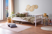 Sofabett Einzelbett SINTRO 90 x 200 cm in Kiefer Massivholz weiß lackiert, Gesamtansicht.
