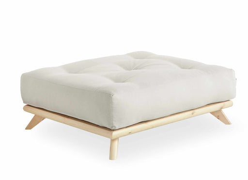 Hocker SENZA Polsterhocker mit gesteppter Sitzfläche in Cremeweiß auf Kiefernholzgestell, Gesamtansicht.