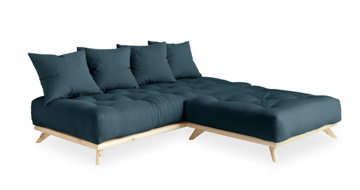 Ecksofa SENZA Sofa aus DAYBED mit Hocker, Gesamtansicht mit dunklem Bezug und Kiefernholzgestell in Natur.