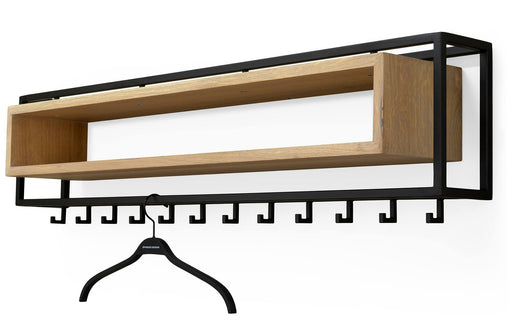 Wandgarderobe SCHOOL 120 mit Eichenholz-Ablage und schwarzem Stahlgestell, Gesamtansicht von vorne.