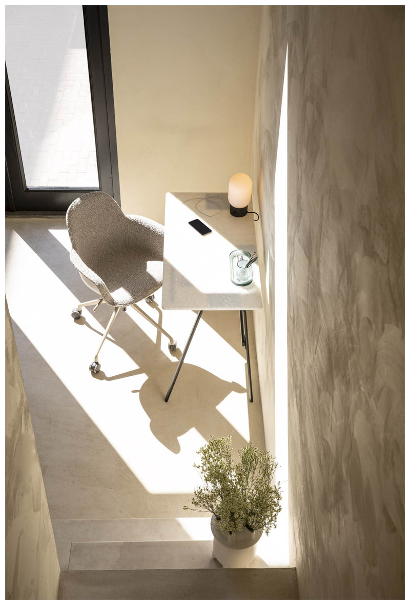 ALBERT KUIP OFFICE TAUPE Bürostuhl mit Armlehne von ZUIVER