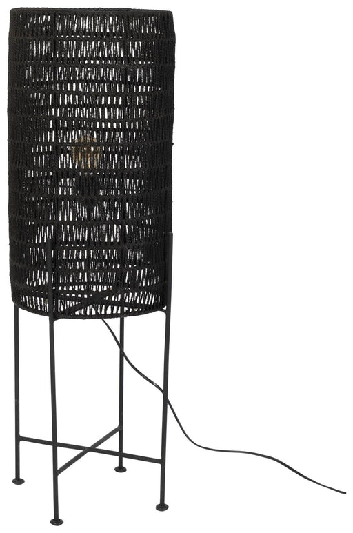 Stehleuchte KARI BLACK mit gewebtem Juteschirm und schwarzem Metallgestell, Gesamtansicht.