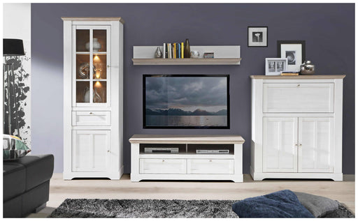 Wohnwand ILOPPA 1 Komplettset 4-tlg. in Schneeeiche Optik mit Vitrinenschrank und TV-Lowboard in Gesamtansicht.