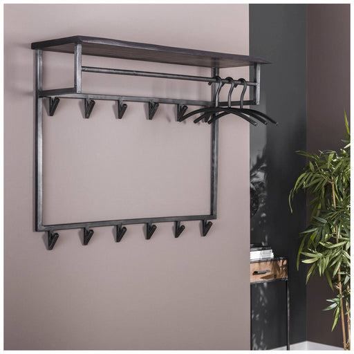 Wandgarderobe YUKON mit Hutablage aus Stahl und Akazie in Schwarz, frontal mit zwölf Haken und Kleiderstange.
