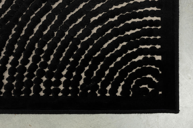 Teppich DOTS Pure Black in verschiedenen Größen von DutchBone 