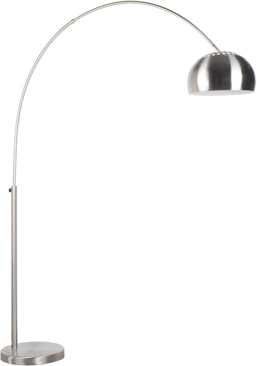 Stehlampe Bogenlampe METAL BOW mit gebürstetem Metallgestell und halbkugelförmigem Schirm in Gesamtansicht.