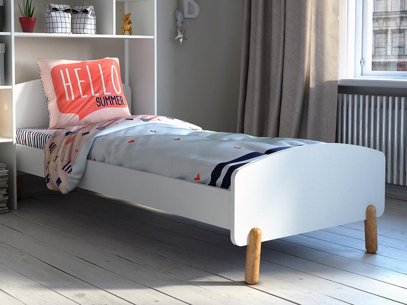 Kinderbett Lizzi 90 x 200 im skandinavischen Design mit Lattenrost