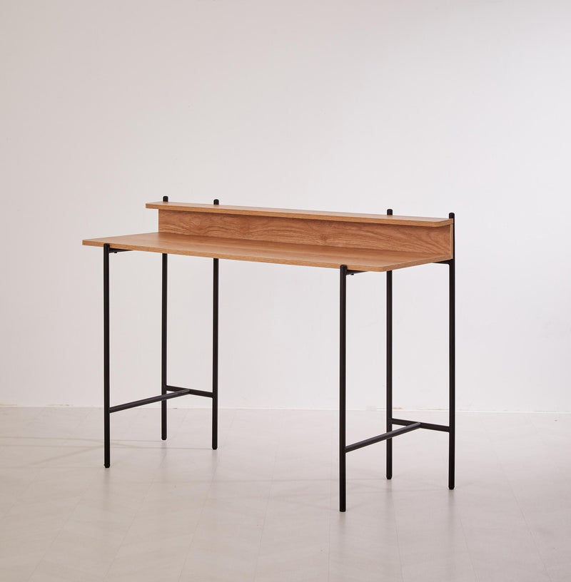 Schreibtisch Tisch mit Metallgestell und Ablage