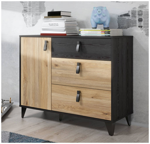 Kommode Sideboard LYA in Mauvella/Cabezone Eiche mit schwarzem Rahmen, Fronttür und Schubladen, Gesamtansicht.