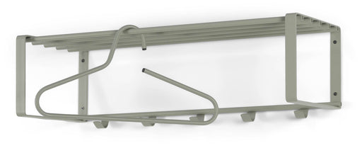 Garderobe Rex 2 in Dusty Green mit Metallgestell und integriertem Kleiderbügel in Gesamtansicht von vorne.