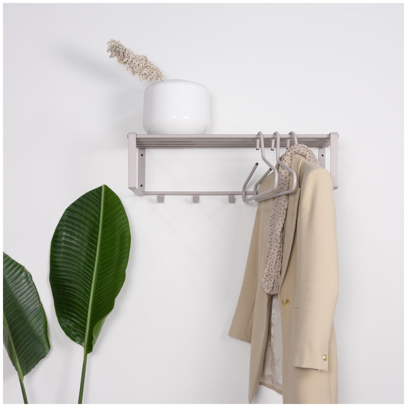 Garderobe Rex 2 Farbton Silky Taupe Wandgarderobe von Spinder Design