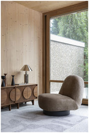 Sideboard GROOVE mit 2 Türen und Walnussfurnier von Zuiver