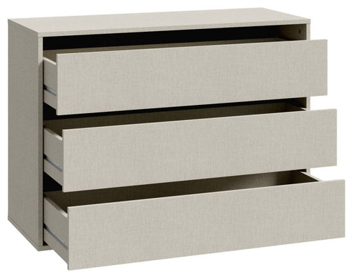 Schubladenblock Textiloptik breit PENKRIDGE mit drei herausgezogenen Schubladen in Creme und schwarzen Griffen.