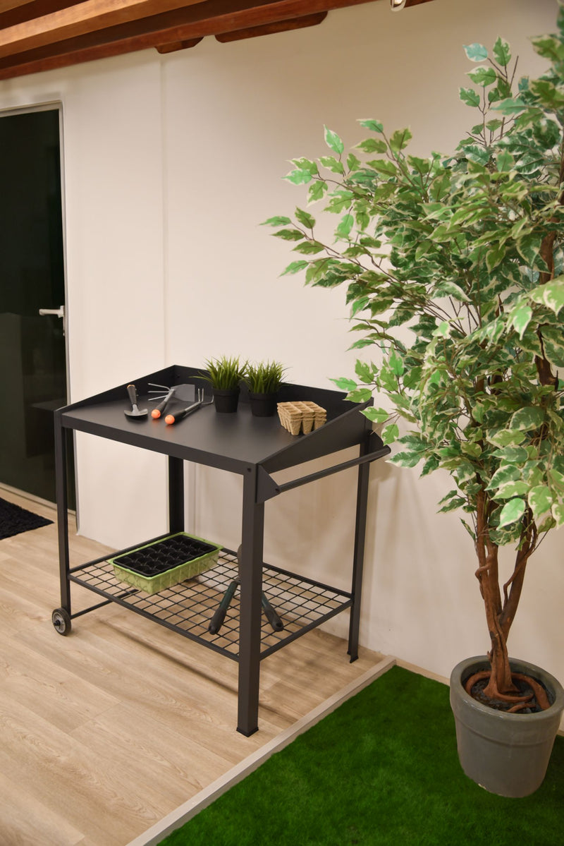 Mobiler Pflanztisch DIANA aus Metall in Anthrazit von GardenPleasure