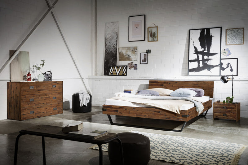 Hasena Kufen Massivholzbett Industrial Loft EZZO Akazie Vintage Brown