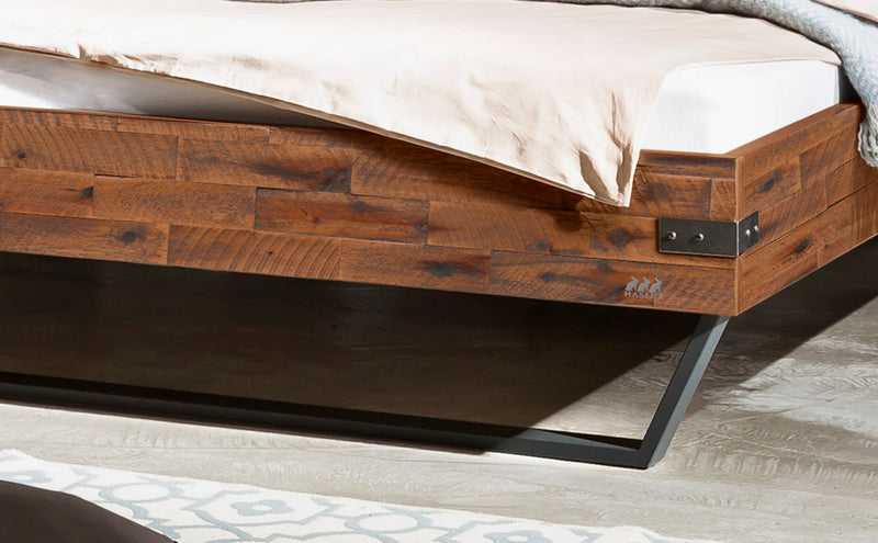 Hasena Kufen Massivholzbett Industrial Loft EZZO Akazie Vintage Brown