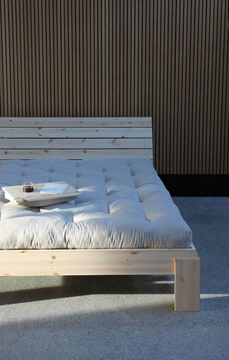 Massivholzbett Stauraumbett LAYERS BED HEADBOARD Kiefer natur 3 Größen