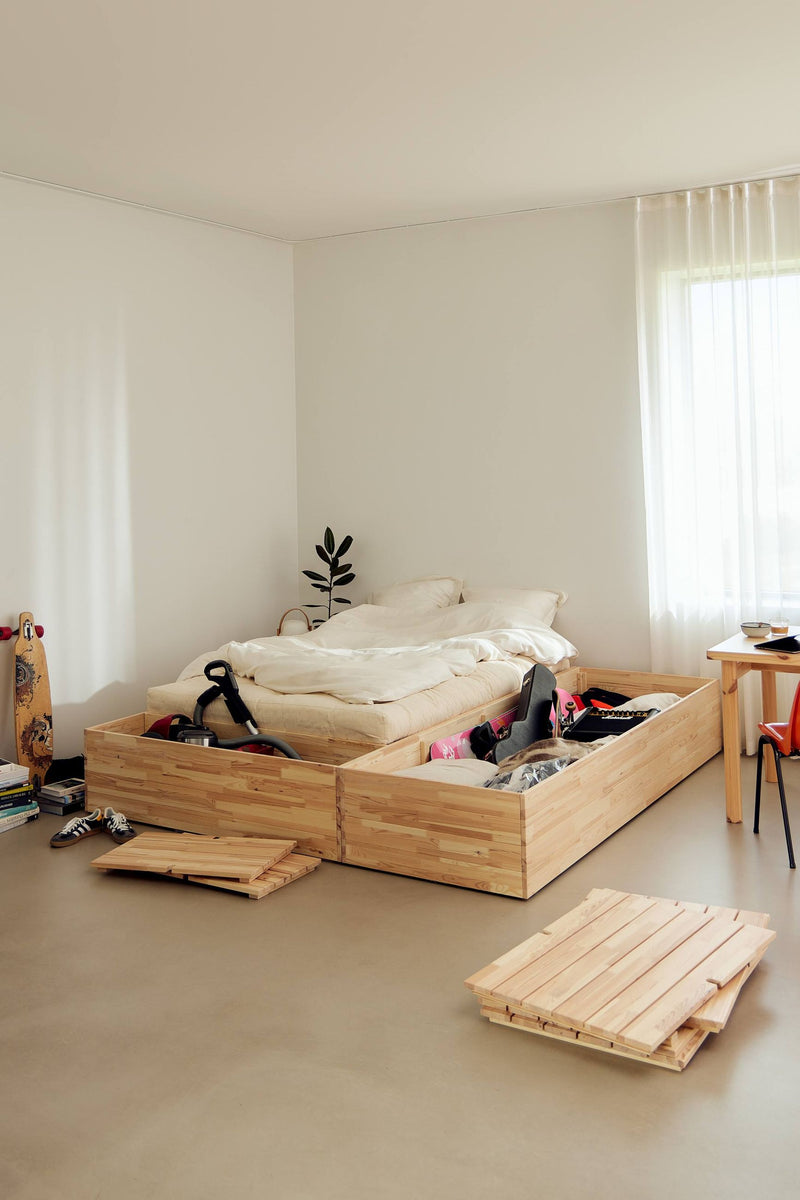 Stauraumbett Massivholzbett BASEMENT BED Kiefer natur lackiert Karup