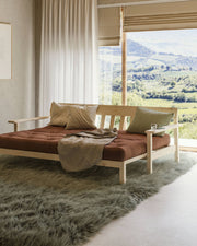 Schlafsofa UNWIND Sofa mit ausziehbarem Sitz Kiefer massiv lackiert 
