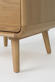 Schrank Kommode RISE Natural von ZUIVER mit 5 Schubkästen