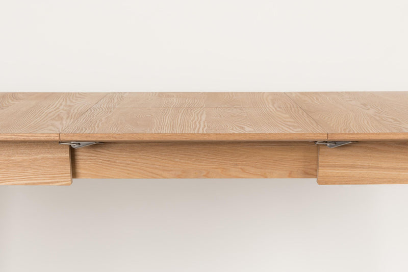 Esstisch GLIMPS von ZUIVER 180 x 90 ausziehbar Eiche furniert