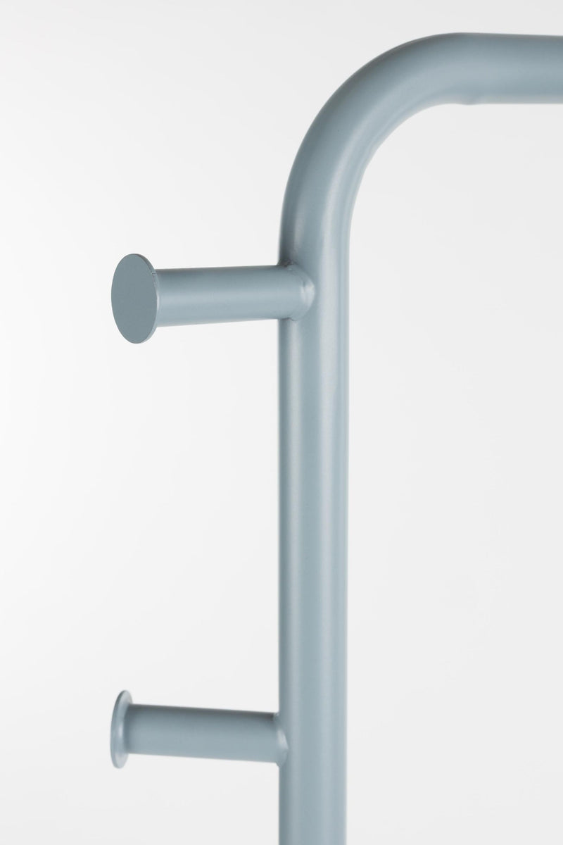 Standspiegel Vero Blau mit Garderobe | Design von Zuiver