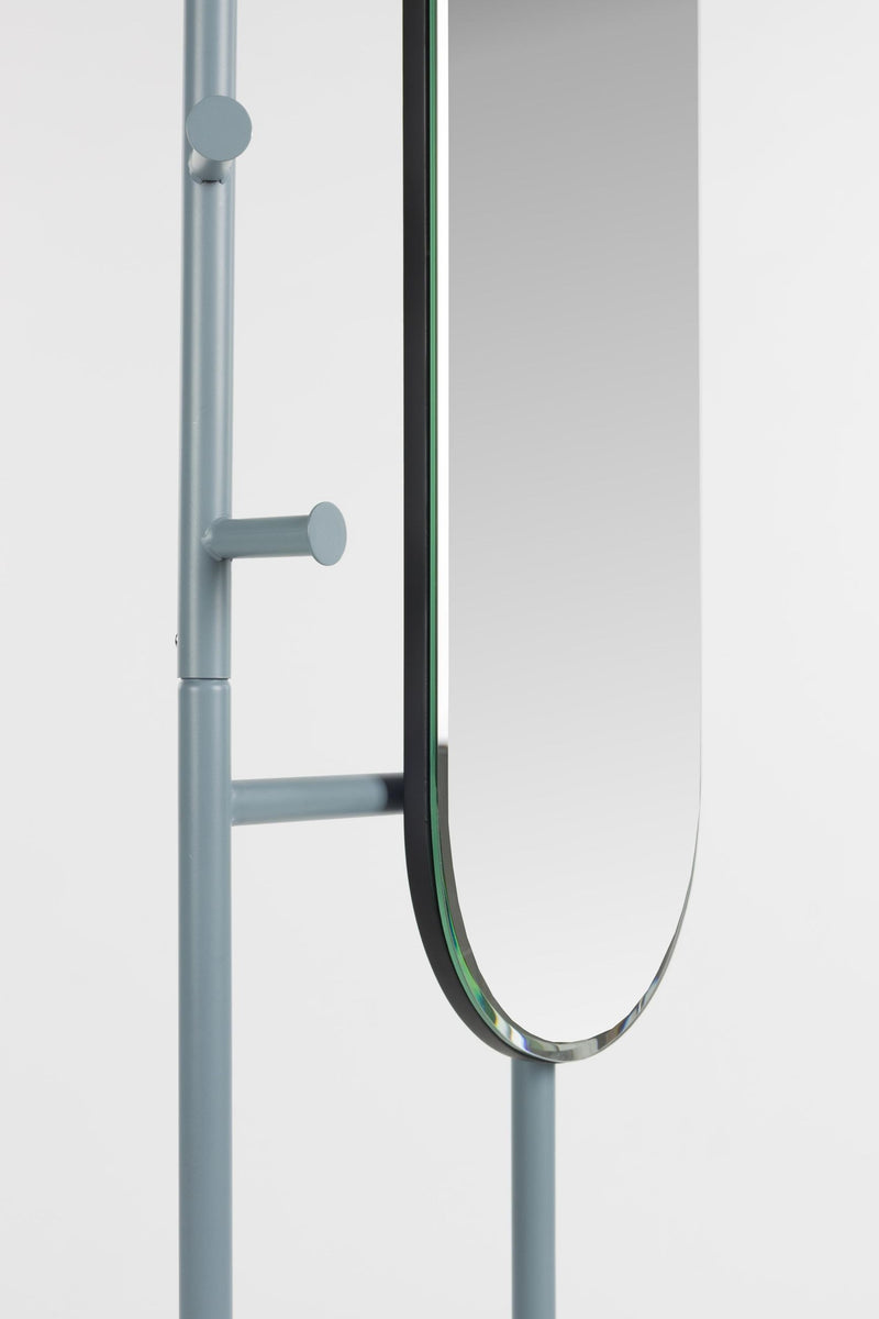 Standspiegel Vero Blau mit Garderobe | Design von Zuiver