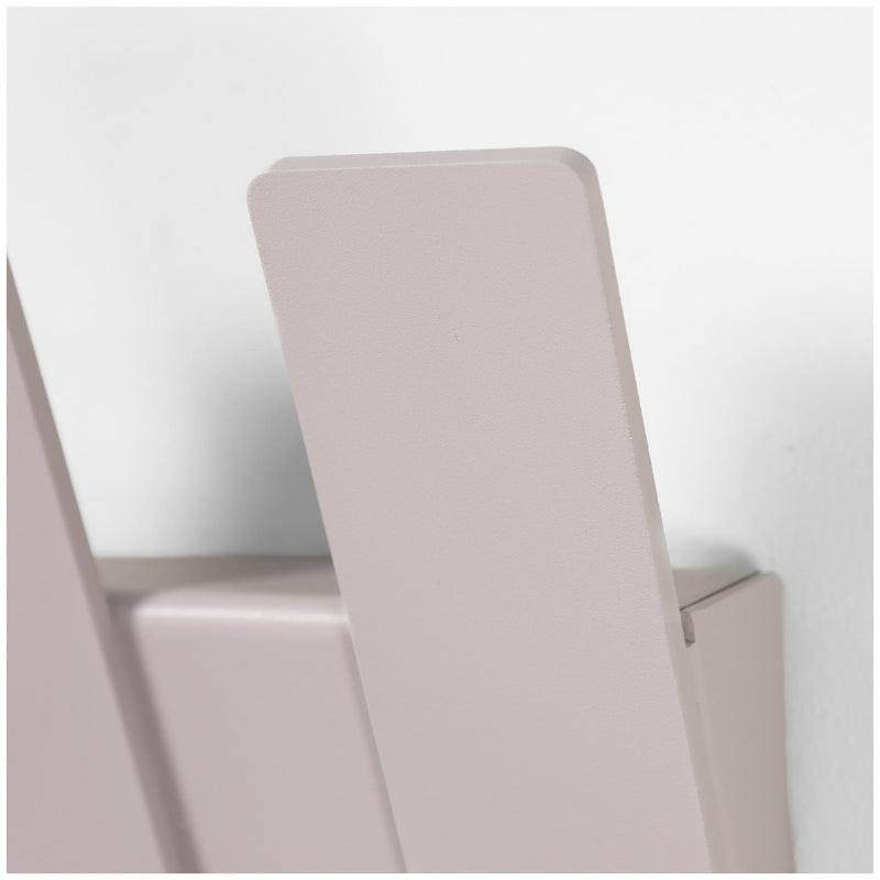 ANGLE 7 Wandgarderobe Hakenleiste, Minimalistischer Stahl, von Spinder