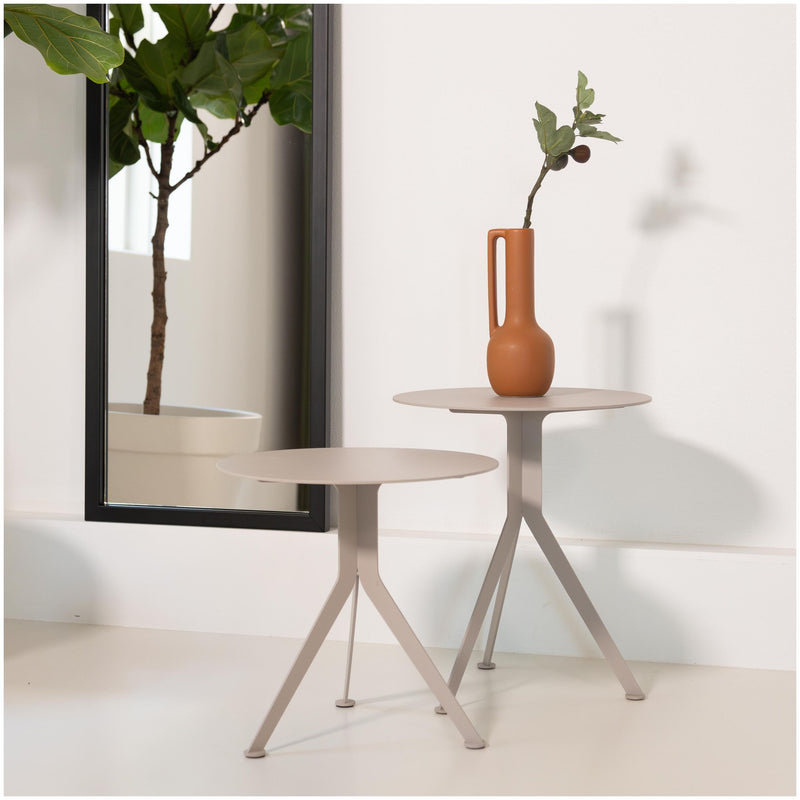DALEY LOW Beistelltisch rund Stahl Modern von Spinder Design
